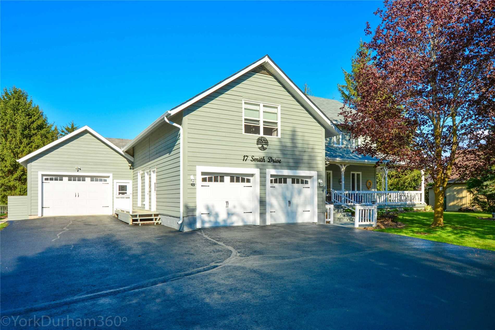 17 Smith Dr