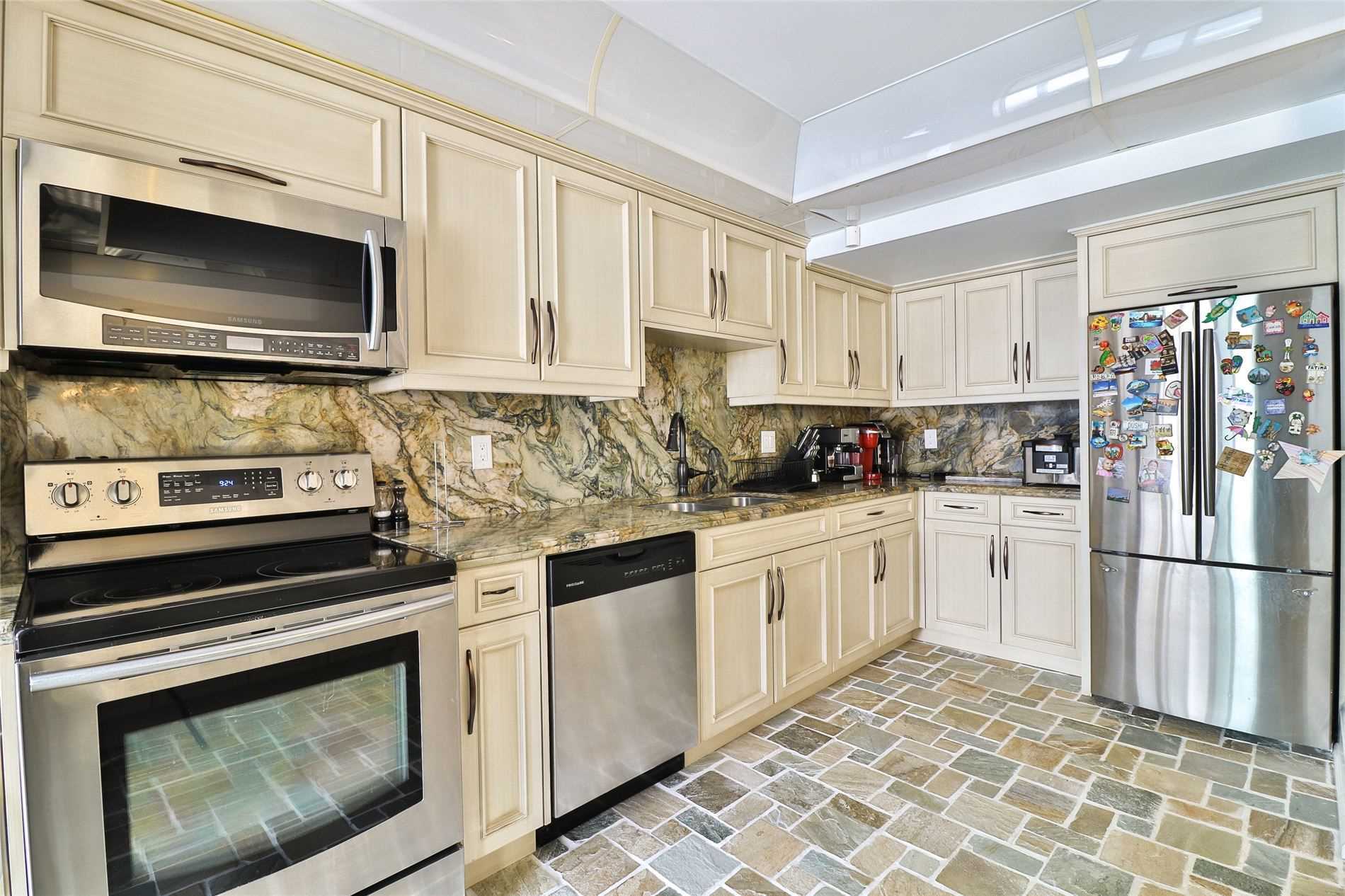 109 Collard Dr