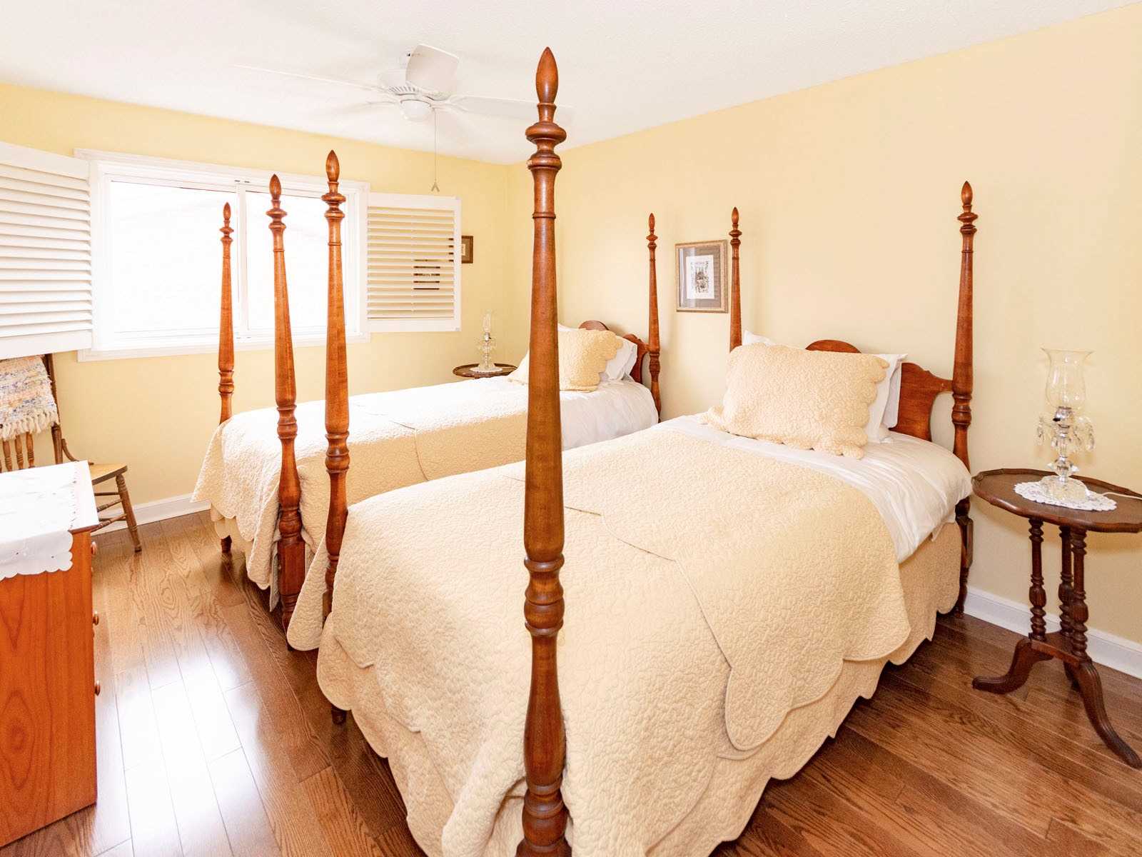 64 Cardinal Cres
