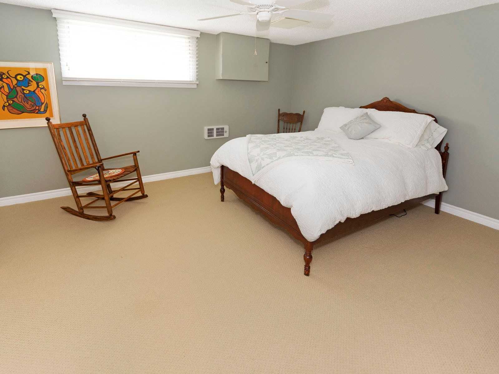 64 Cardinal Cres