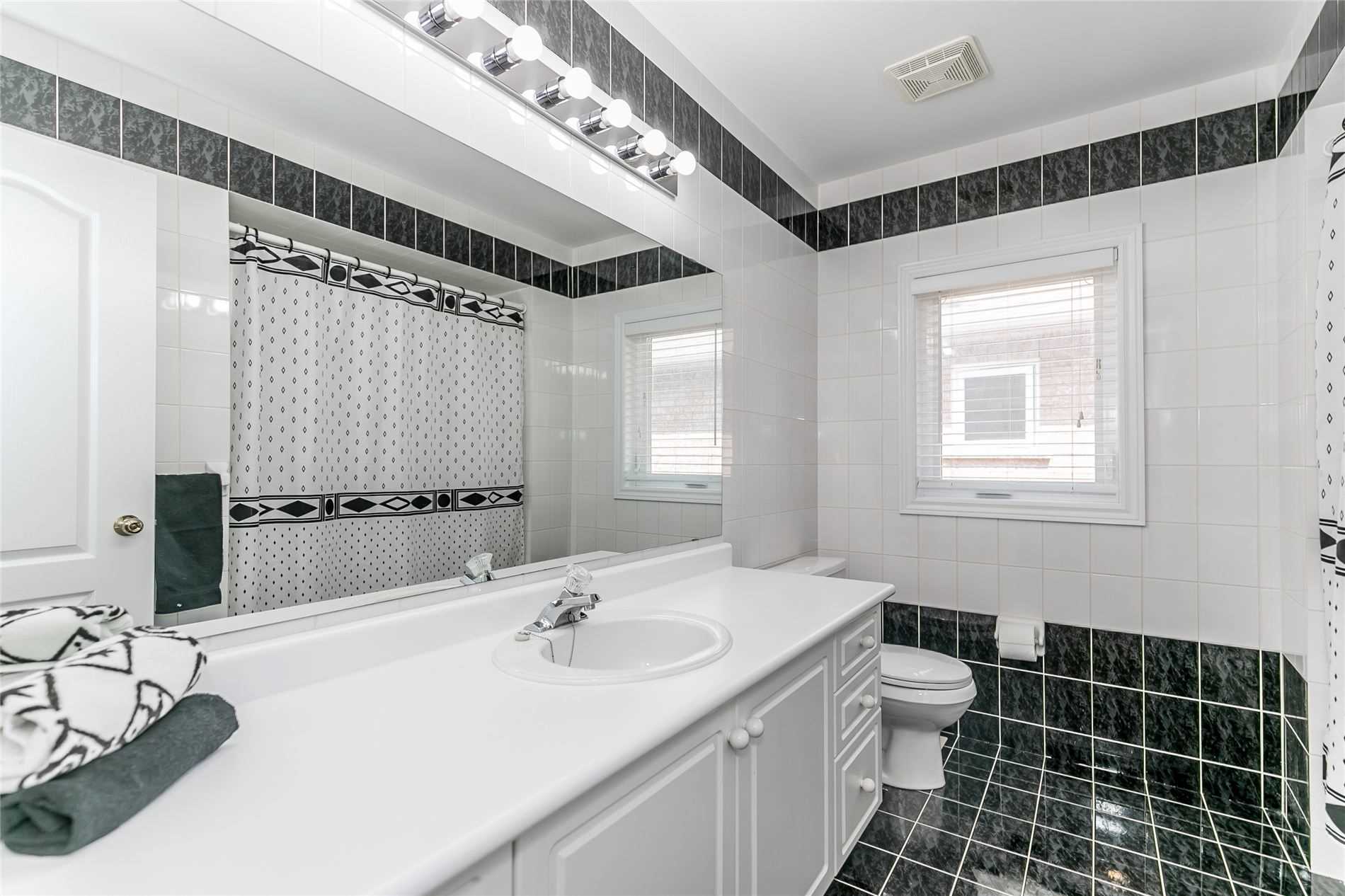 Listing N5240209 - Large Photo # 27