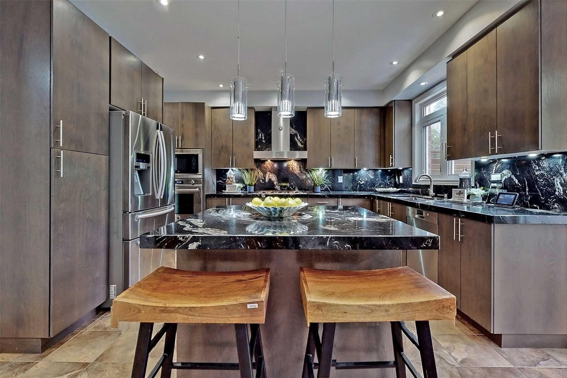 451 Summerlyn Tr