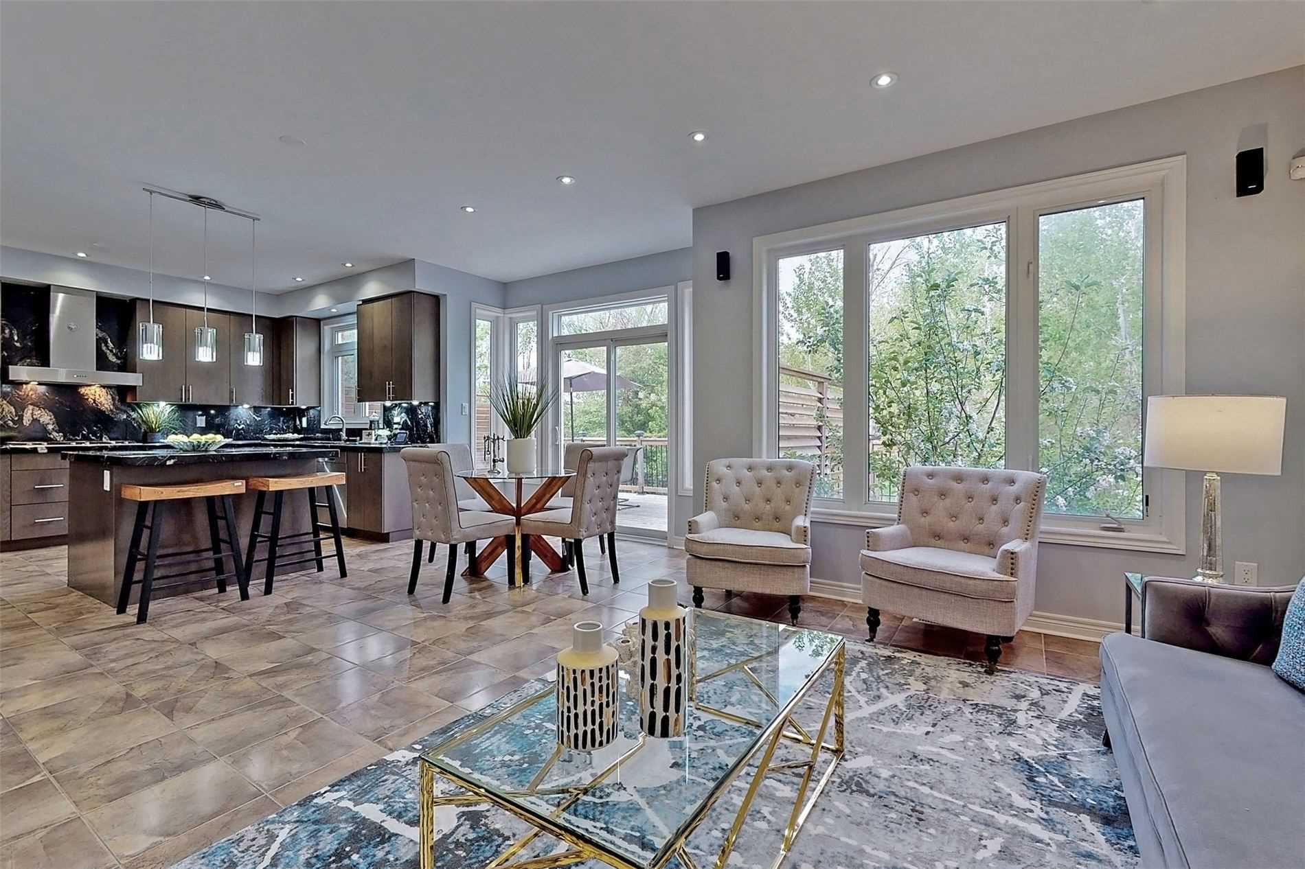 451 Summerlyn Tr