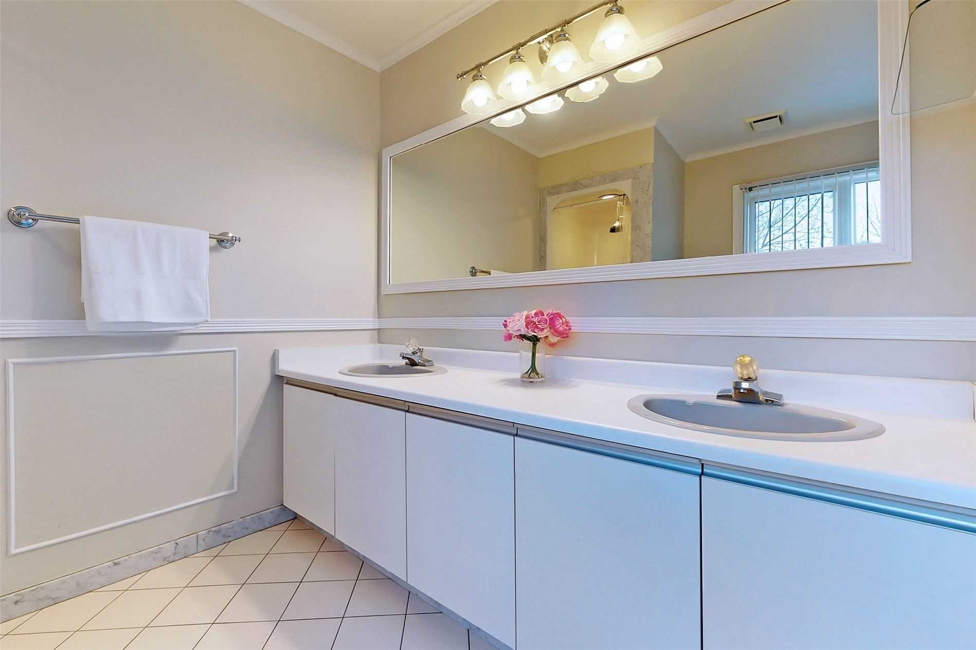 28 Beatty Cres