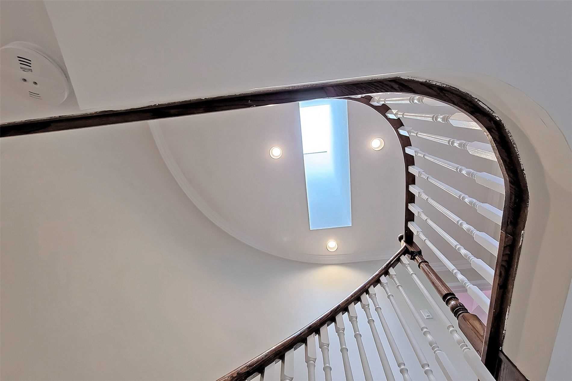 28 Beatty Cres
