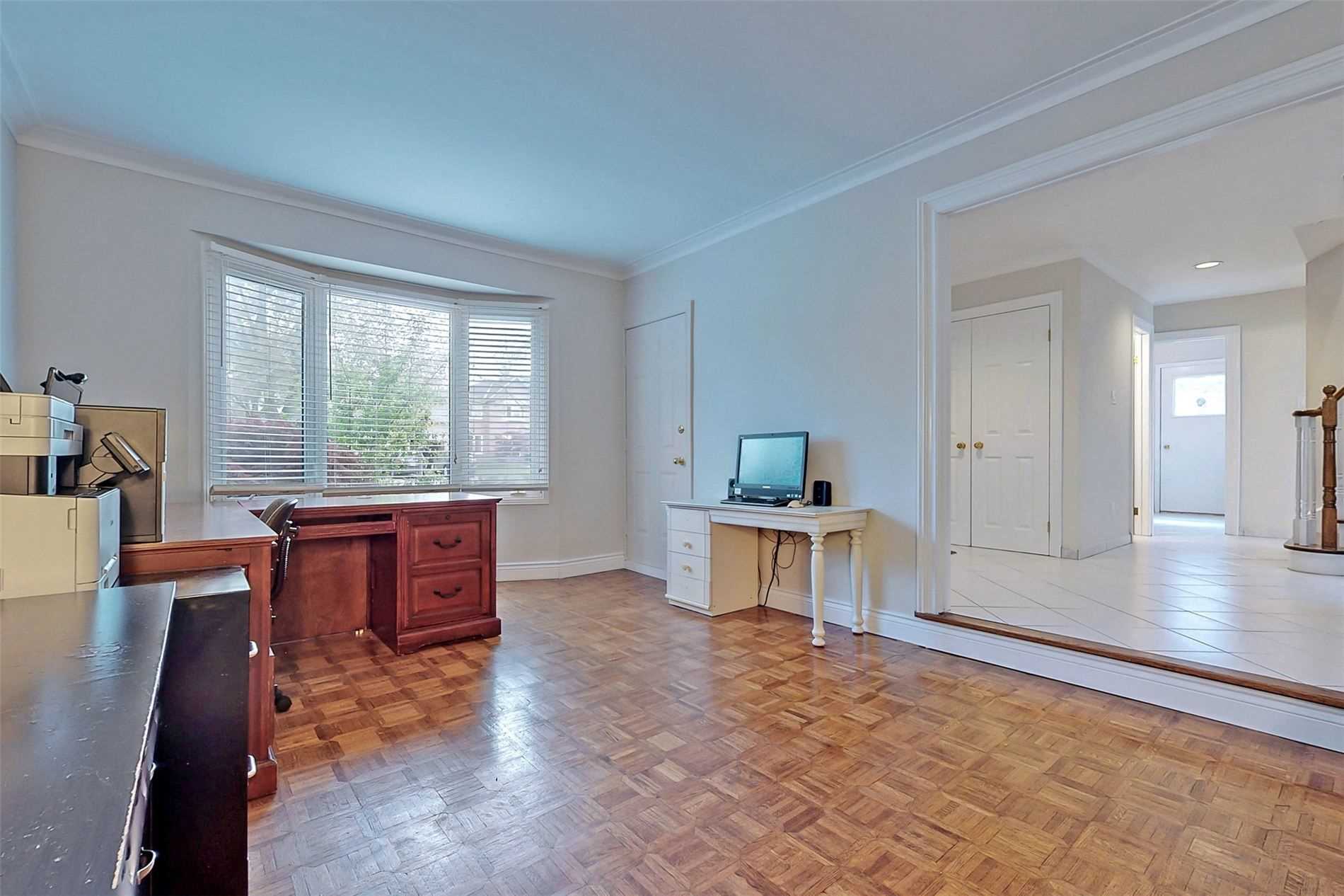 28 Beatty Cres