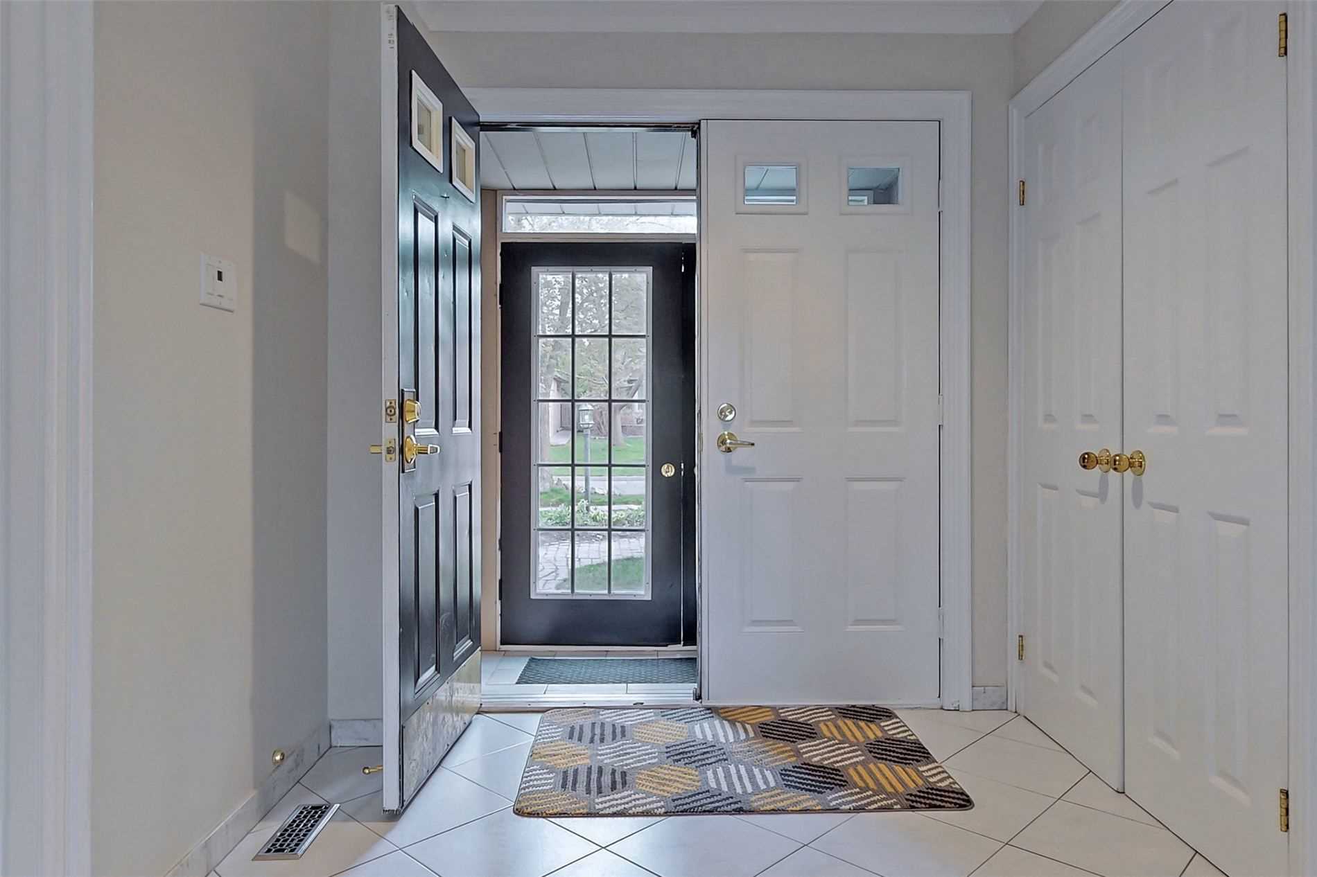 28 Beatty Cres