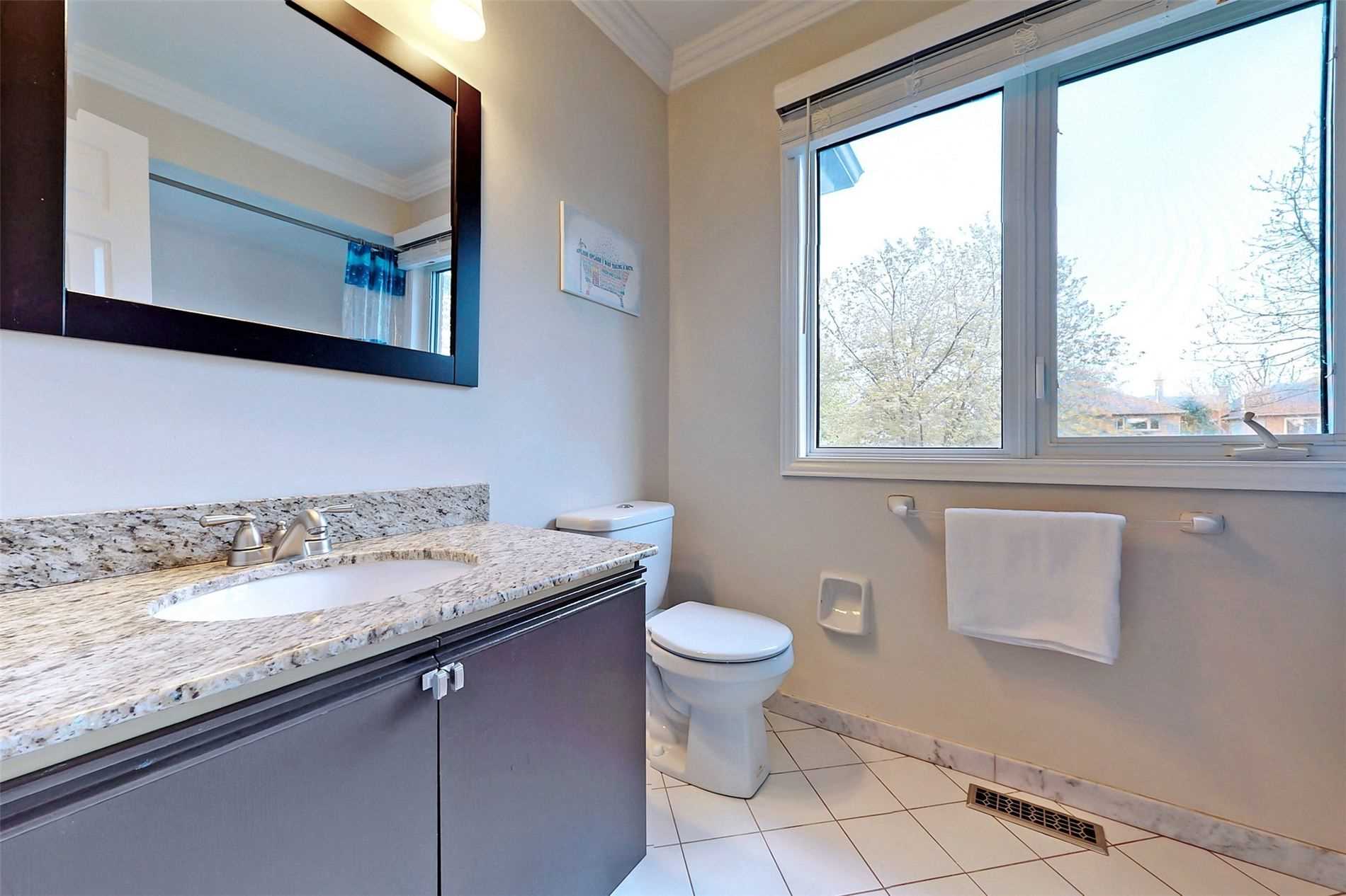 28 Beatty Cres