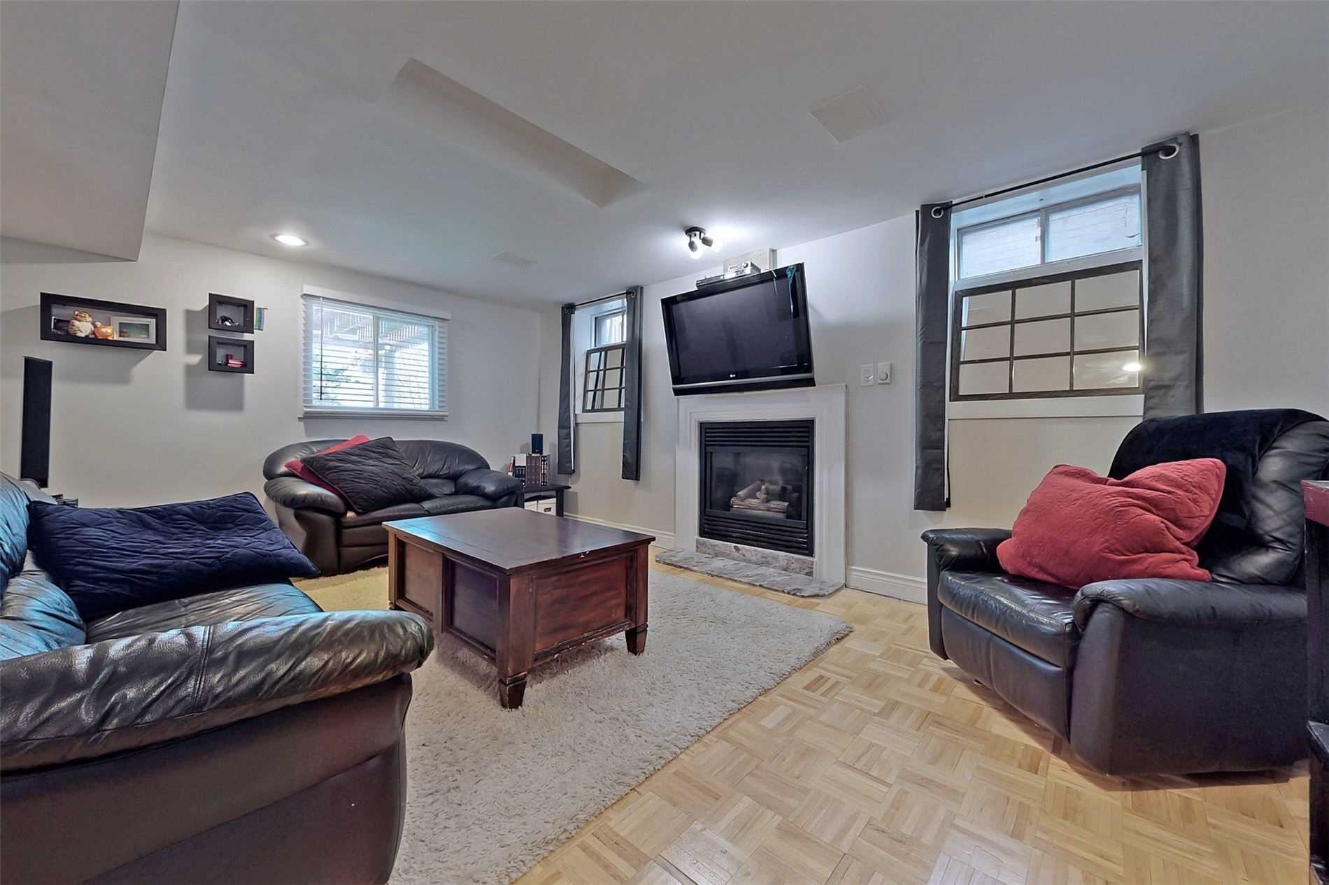 28 Beatty Cres