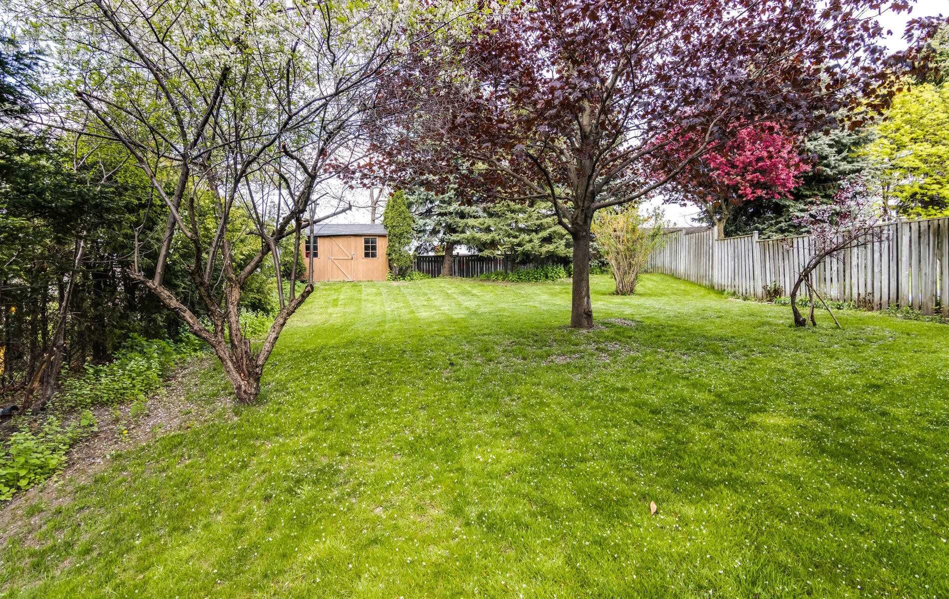 73 Burling Pl