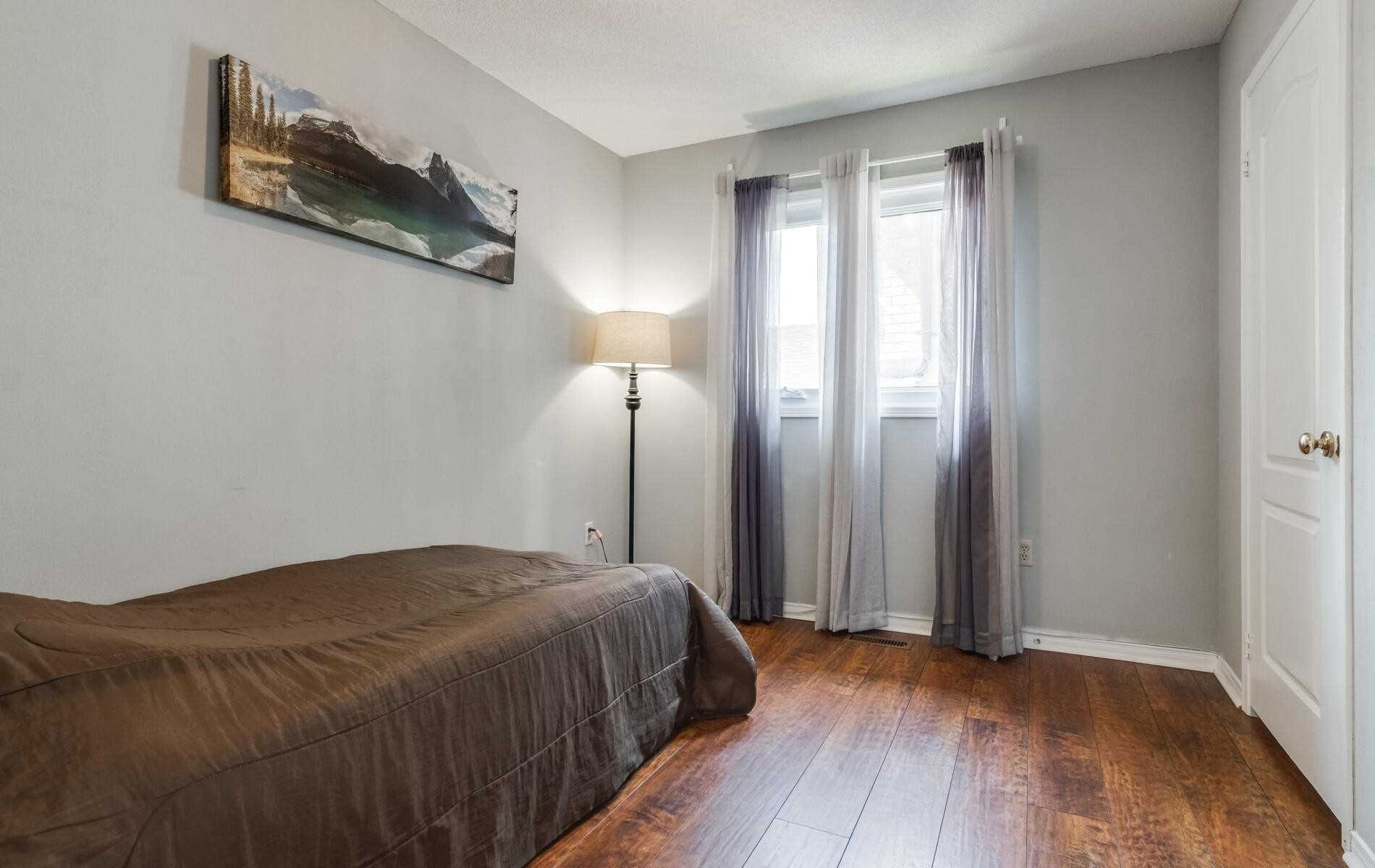 73 Burling Pl