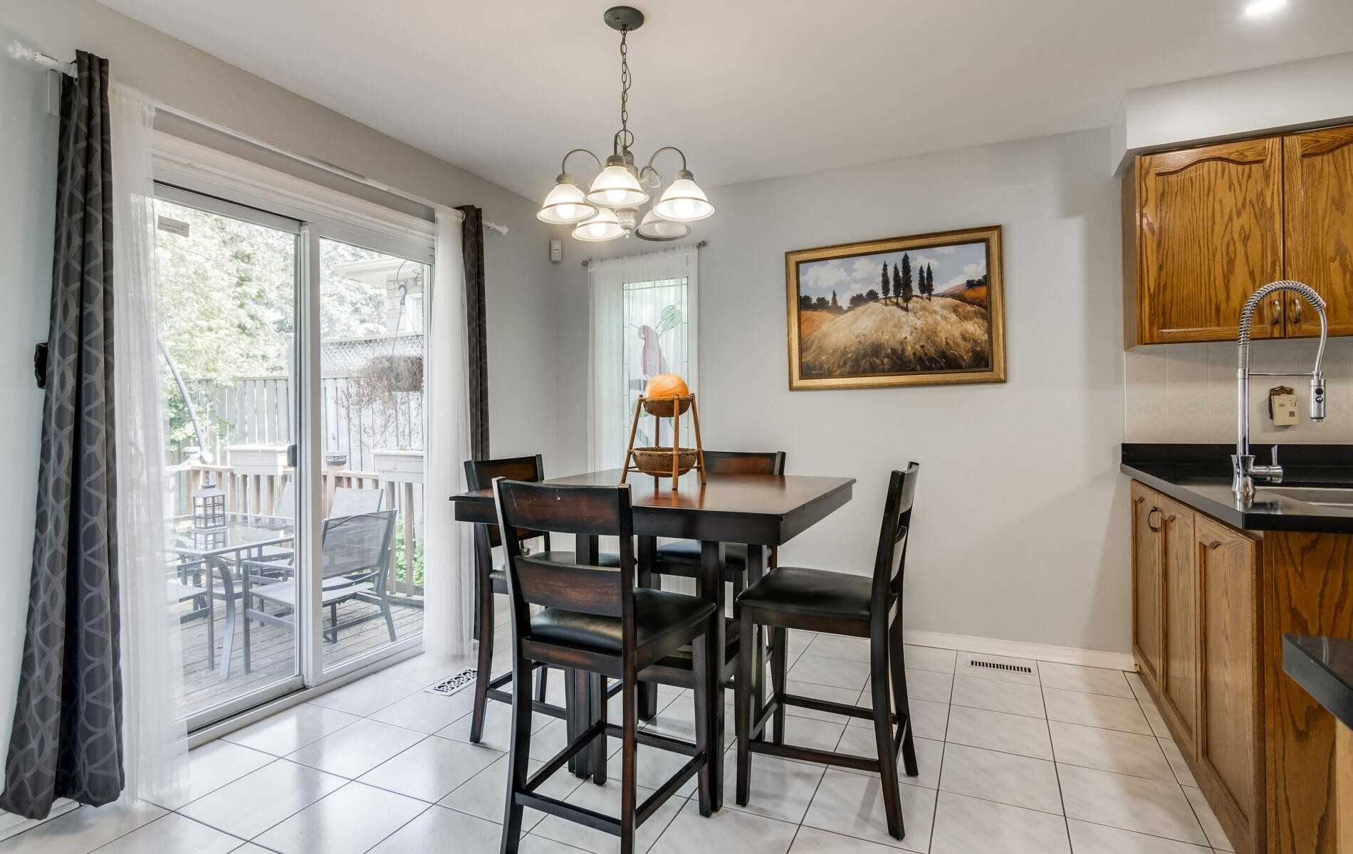 73 Burling Pl