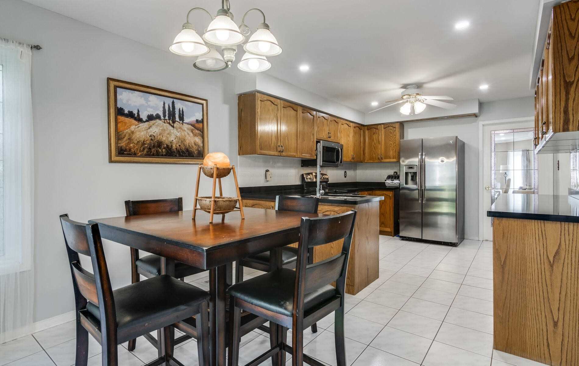 73 Burling Pl