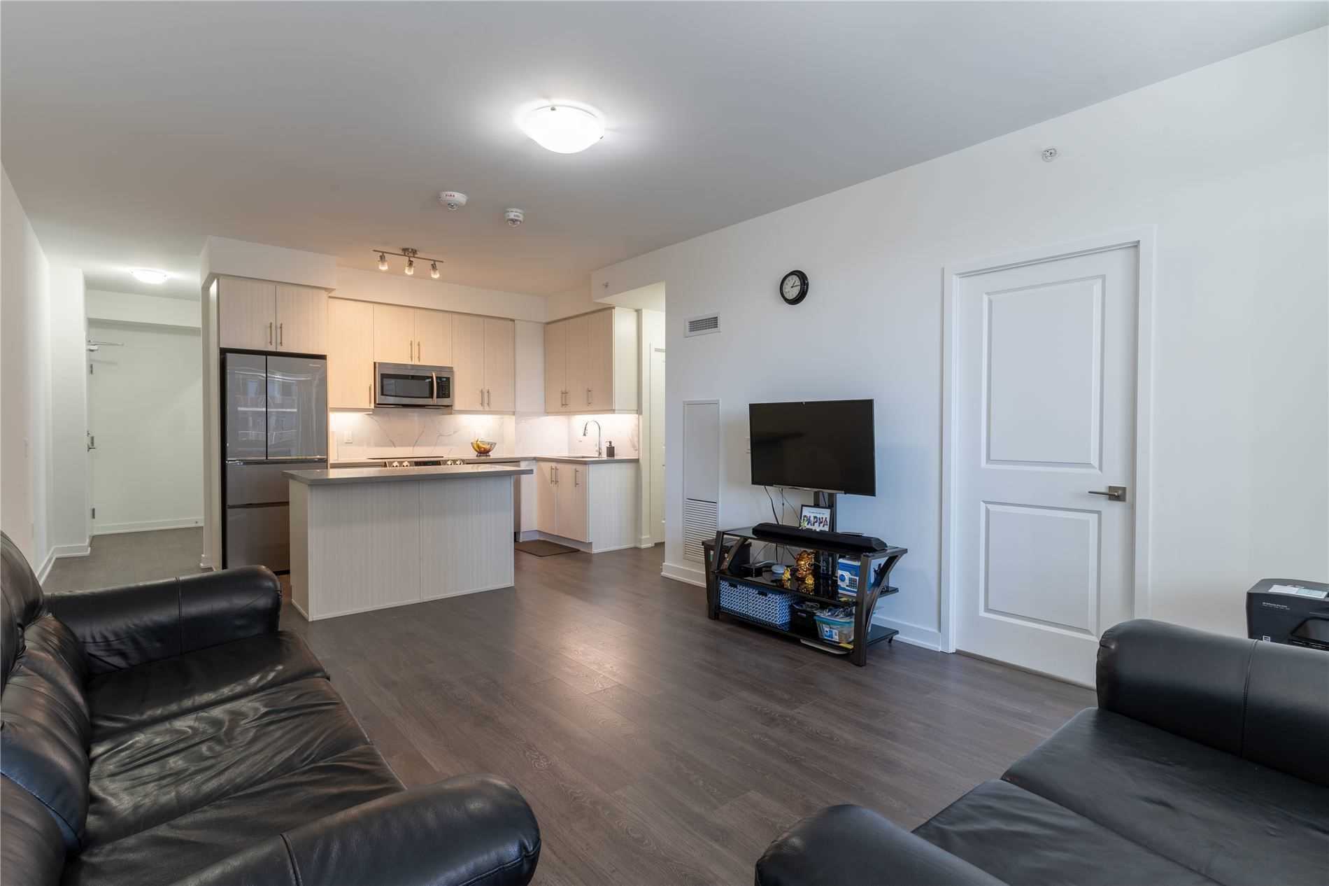 75 Oneida Cres, #410