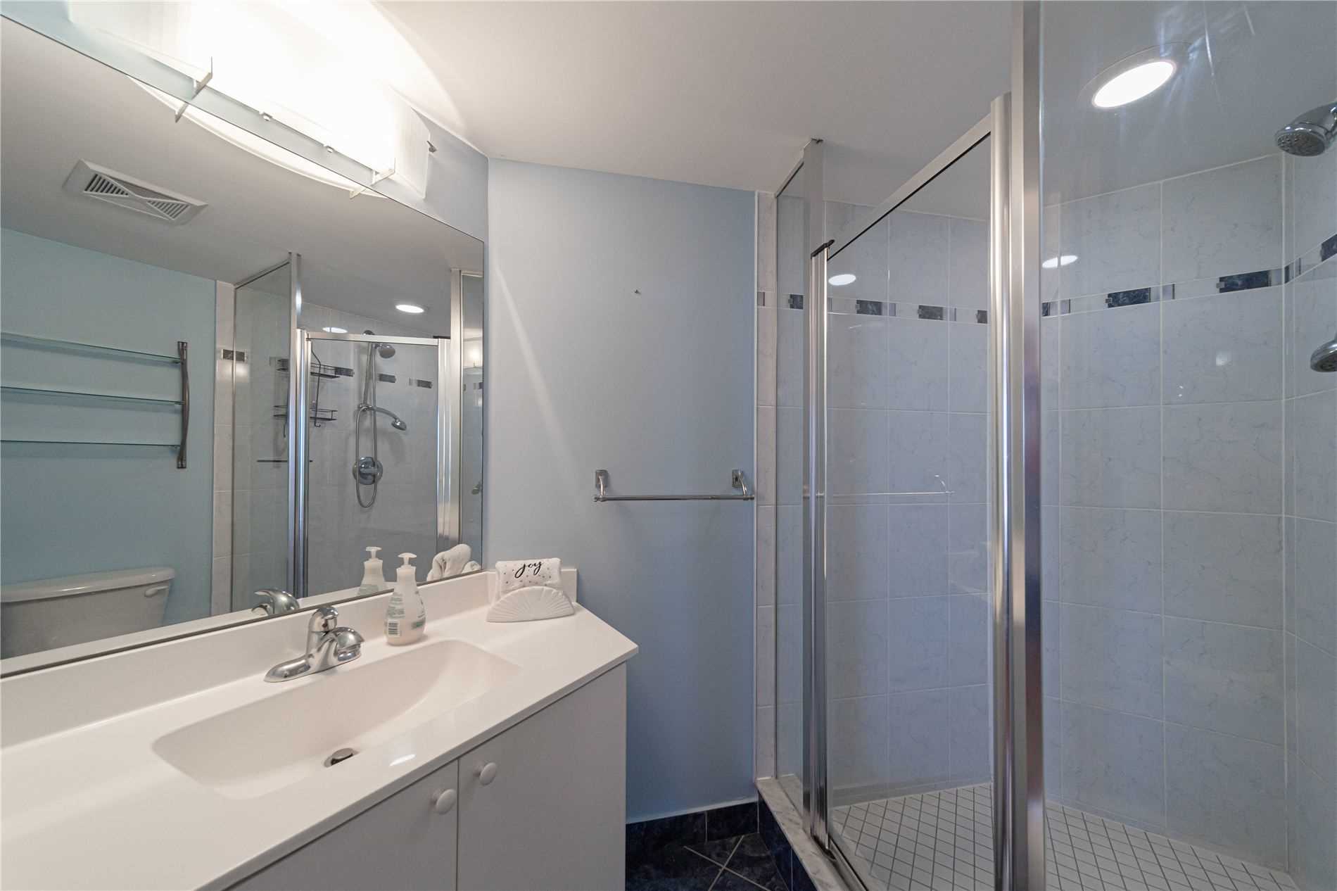 7 North Park Rd, #411