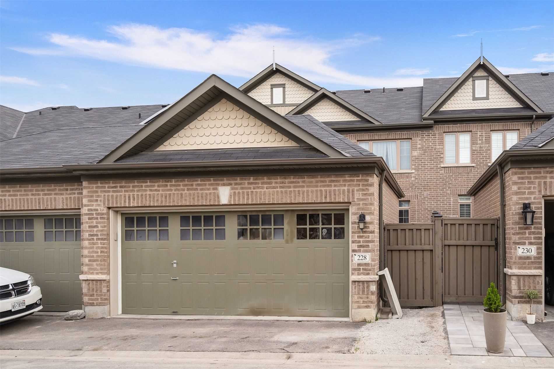 228 Moody Dr