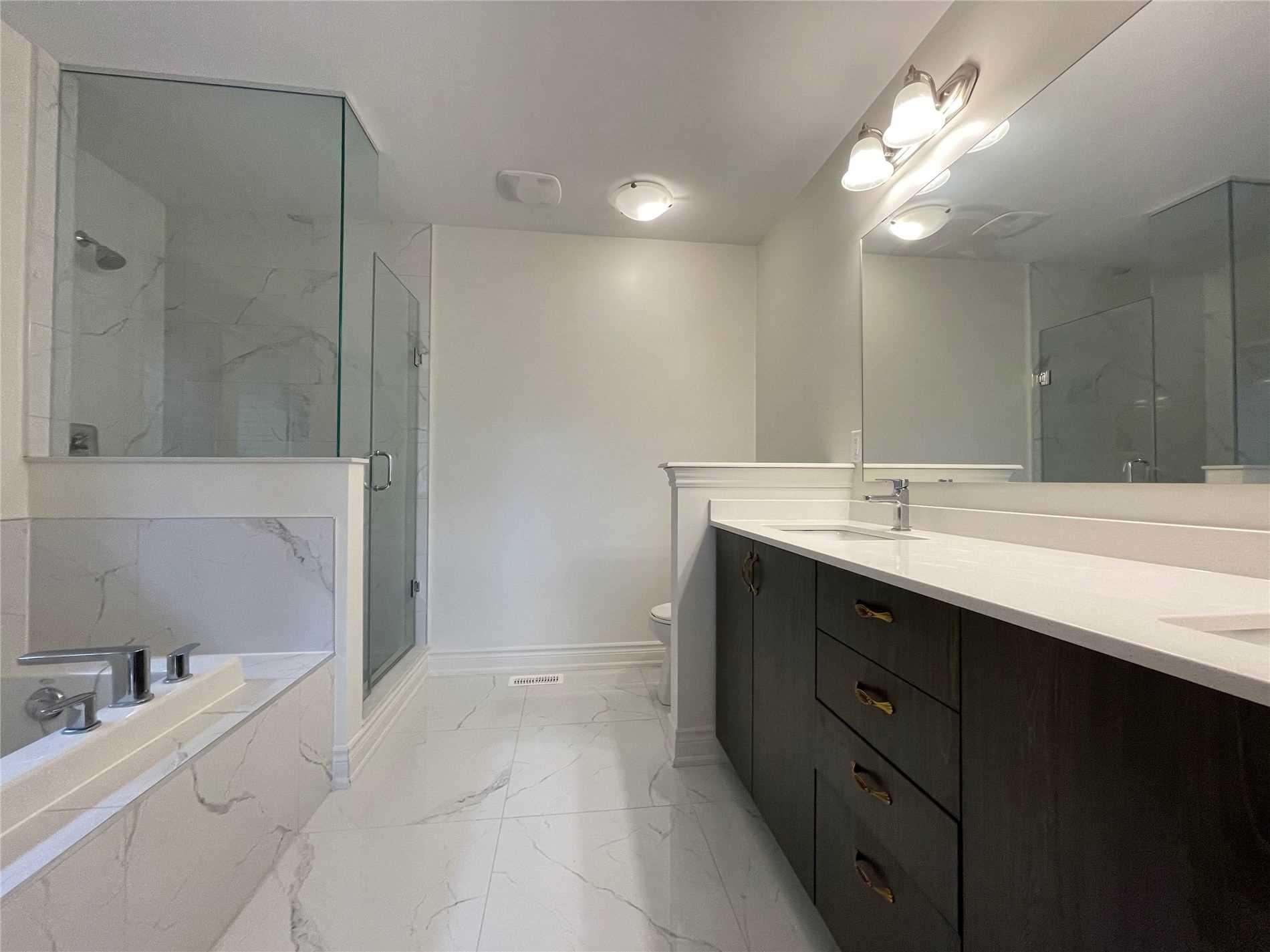 132 Meadow Vista Cres