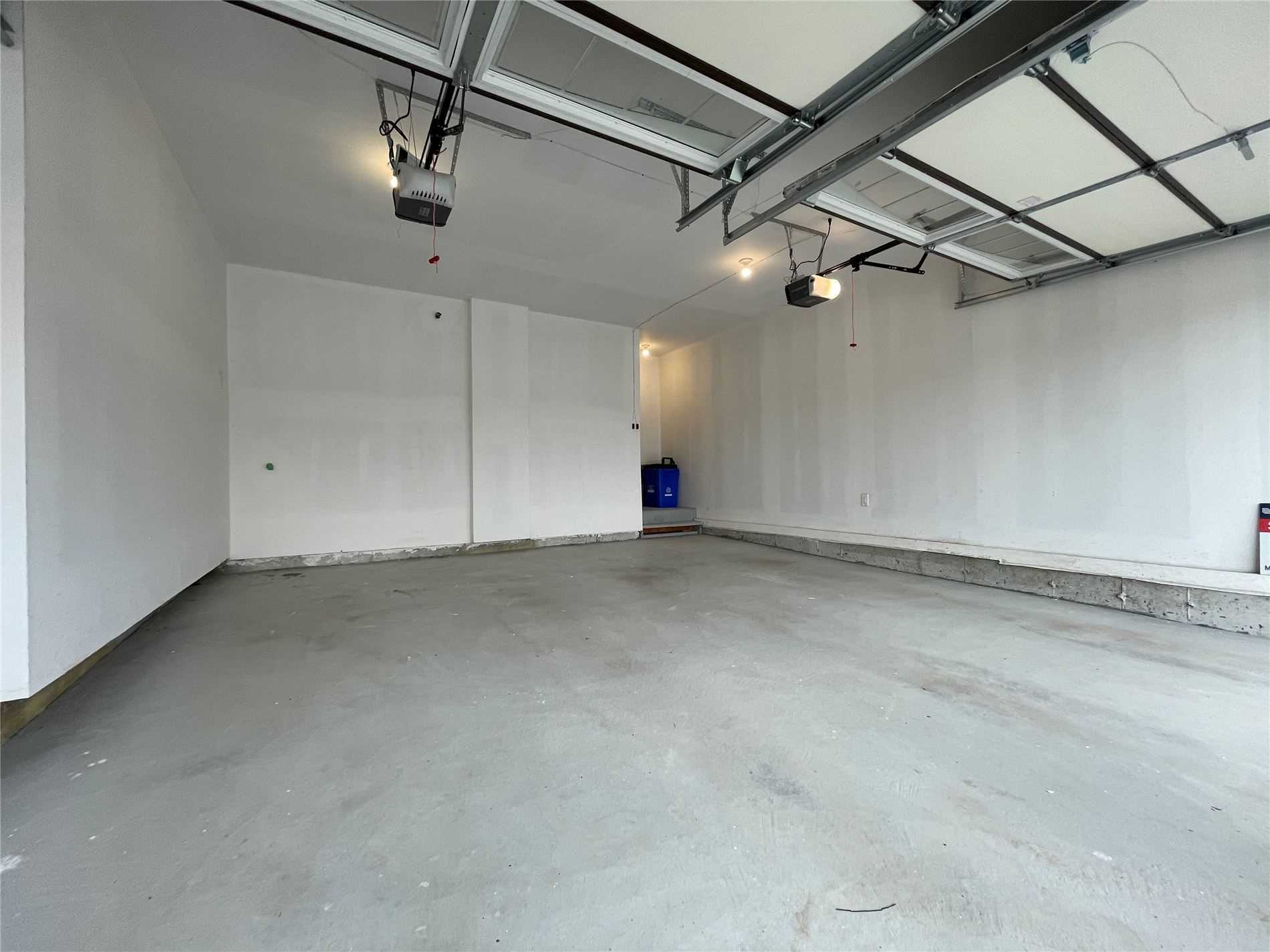 132 Meadow Vista Cres