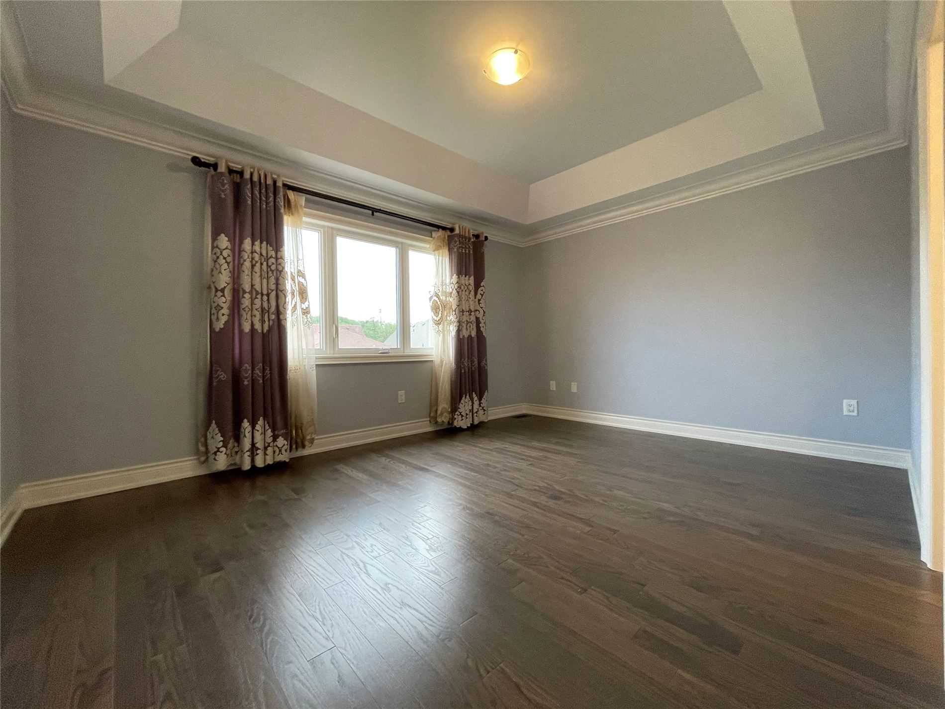 132 Meadow Vista Cres