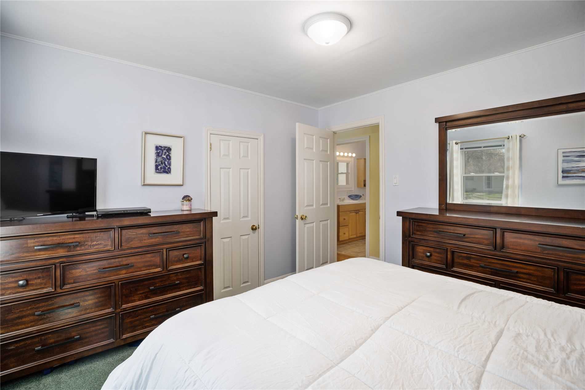 131 Vernon St
