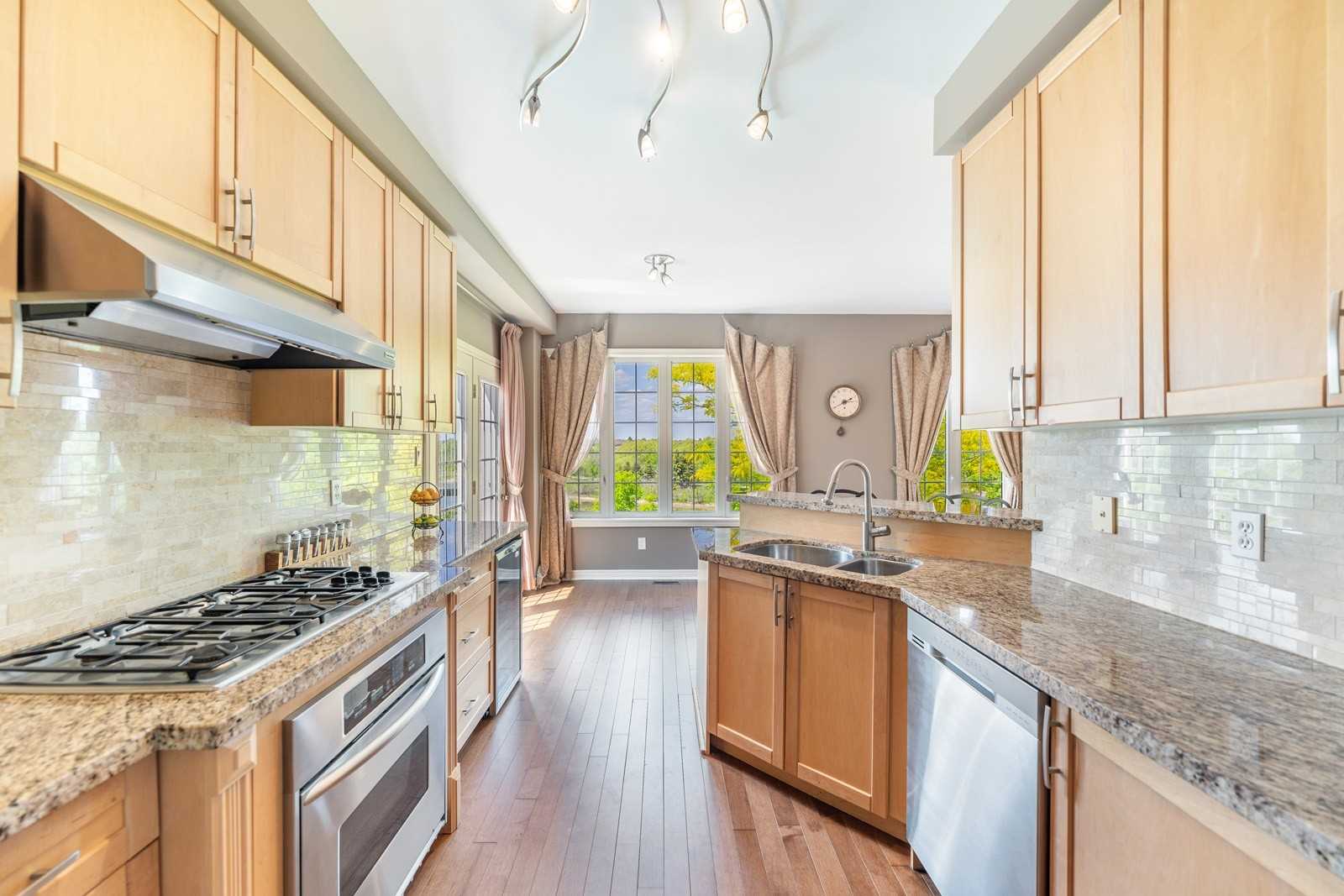 52 Sunview Dr