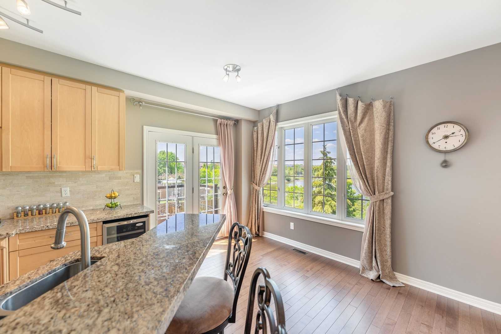 52 Sunview Dr