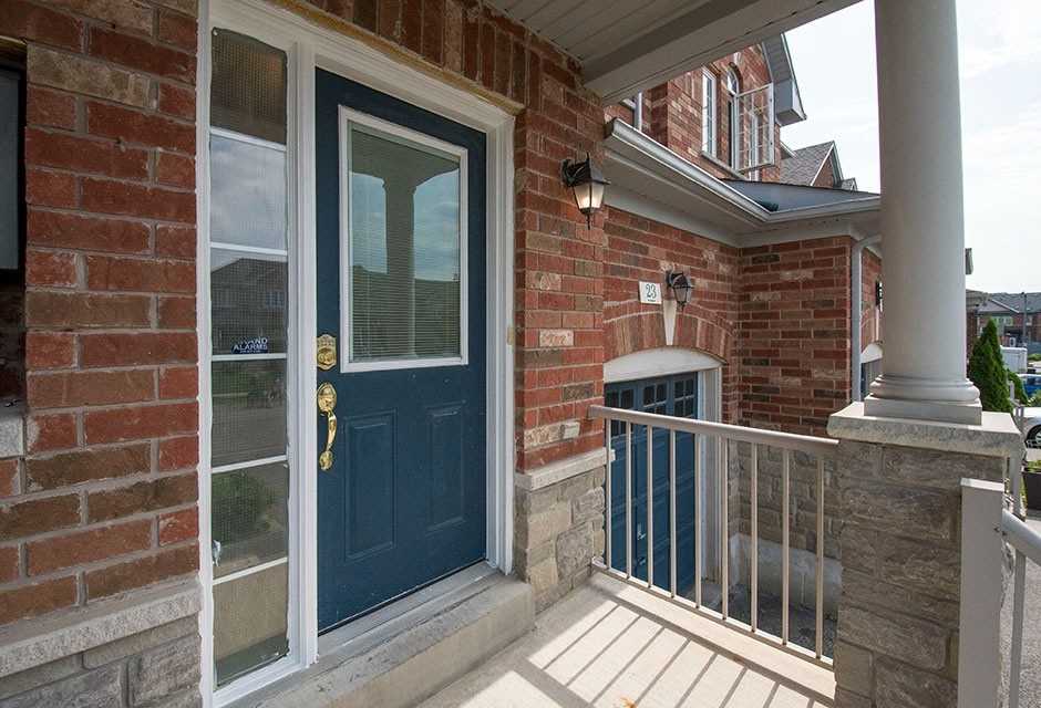 23 Barr Cres