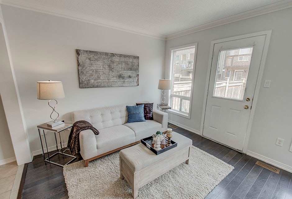 23 Barr Cres