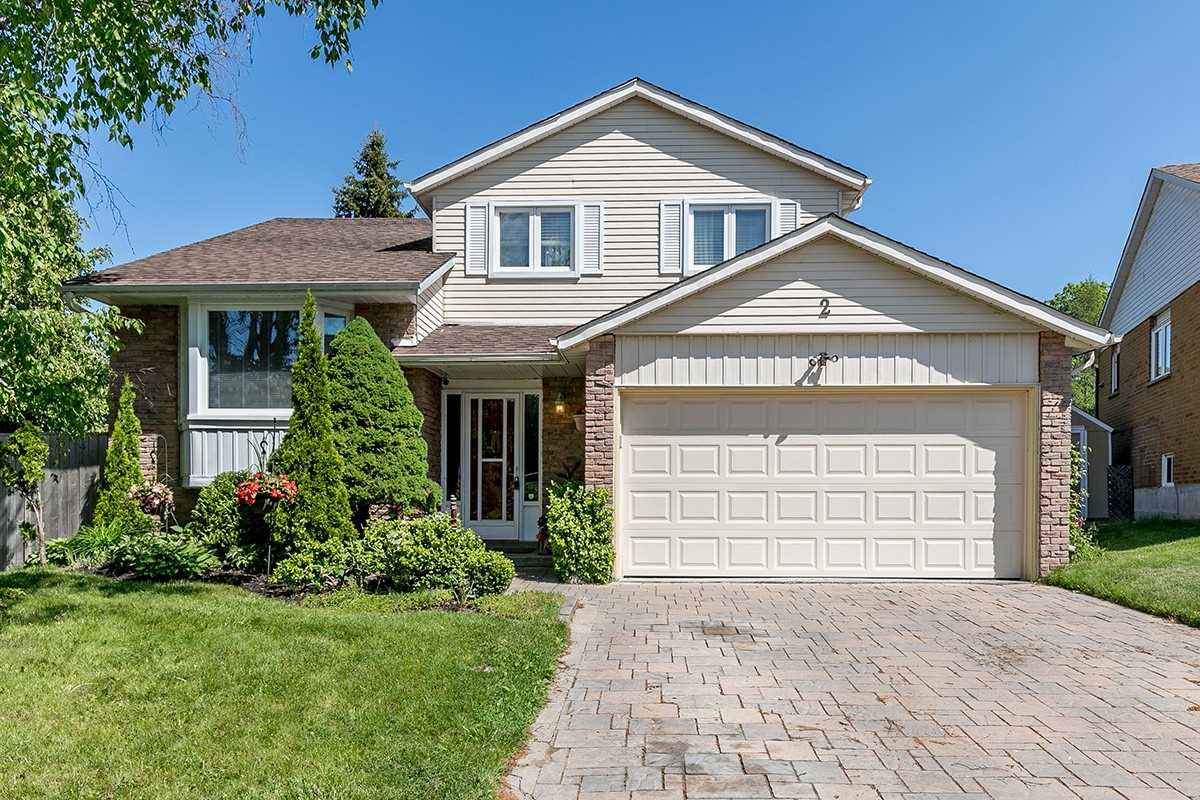 2 Eastman Cres