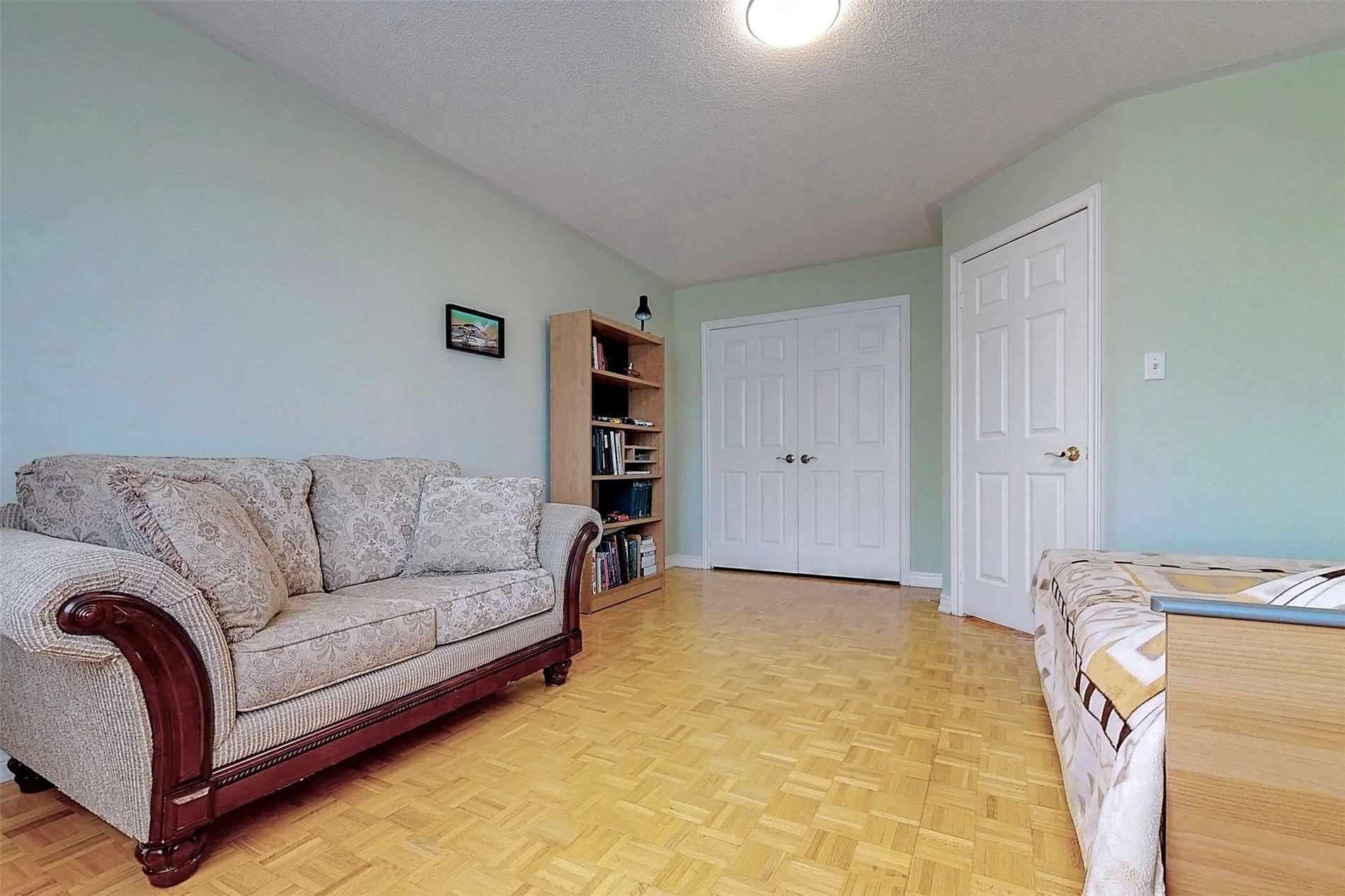 42 Preston Hill Cres