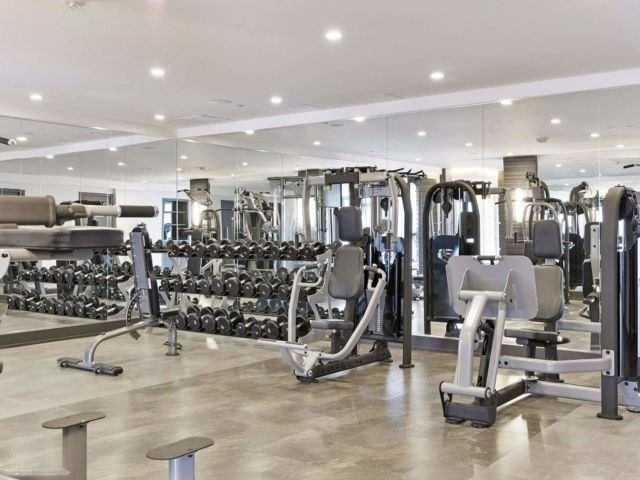 9471 Yonge St, #303