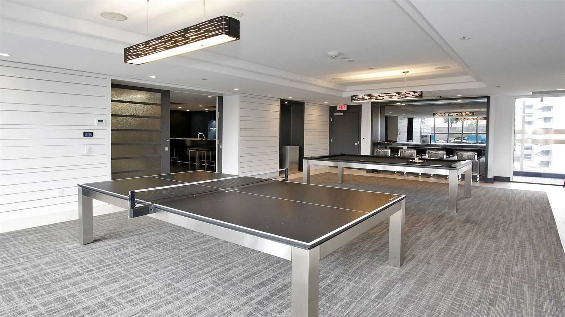 9471 Yonge St, #303