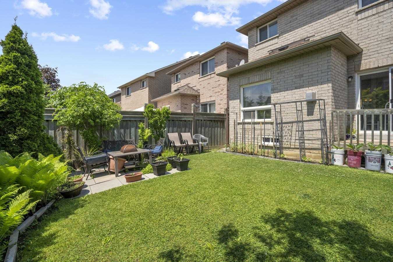 138 Moraine Dr