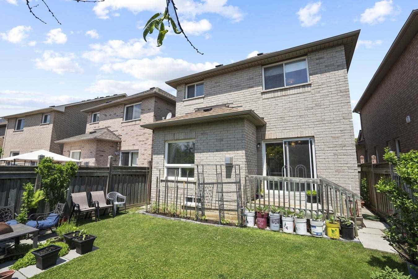138 Moraine Dr