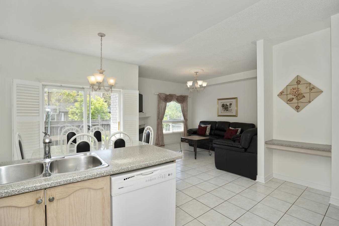 138 Moraine Dr