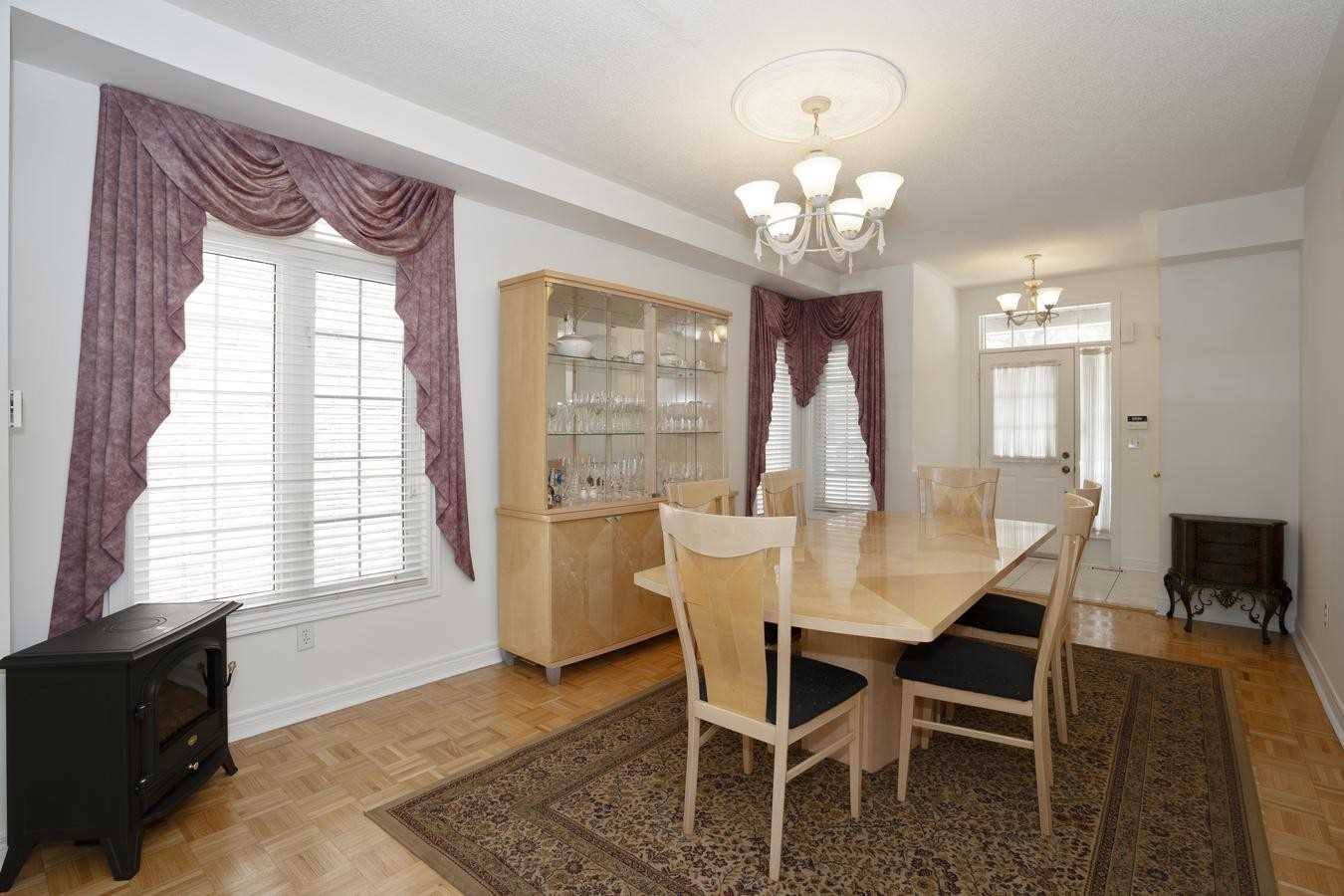 138 Moraine Dr