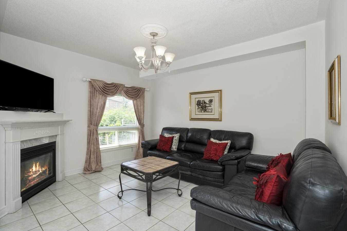 138 Moraine Dr