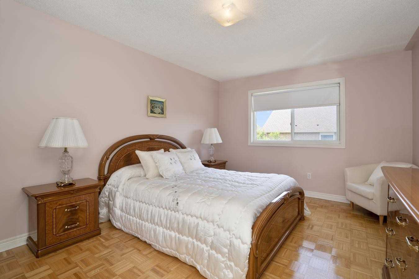 138 Moraine Dr