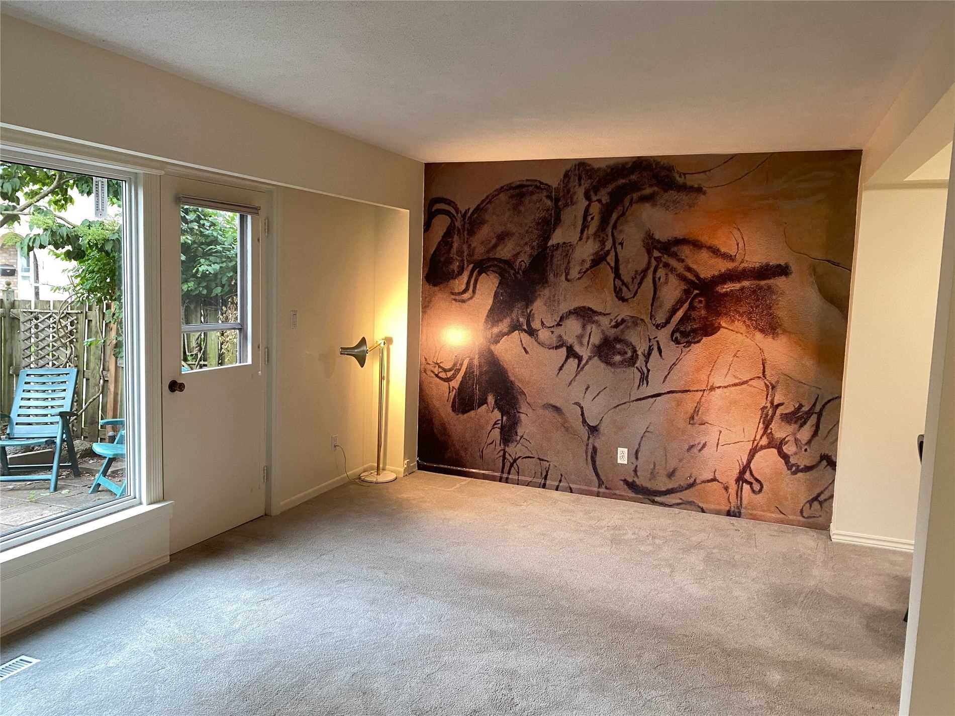 1 Wootten Way S #32
