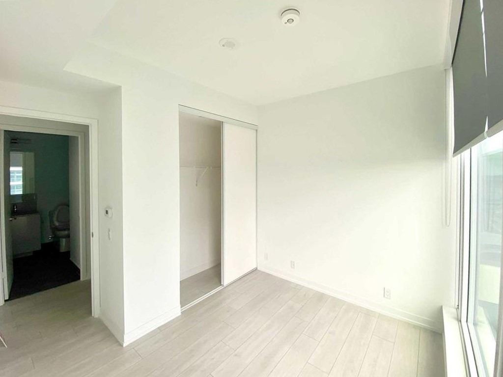 898 Portage Pkwy, #2203