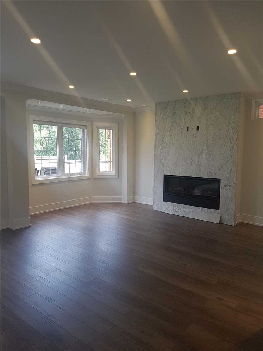 1 Hurst Ave