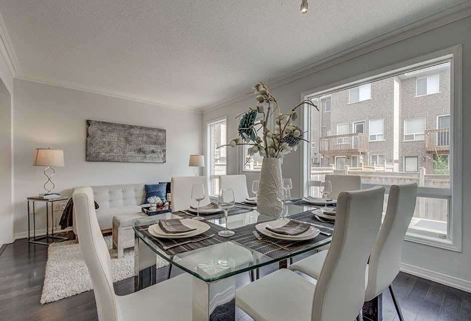 23 Barr Cres