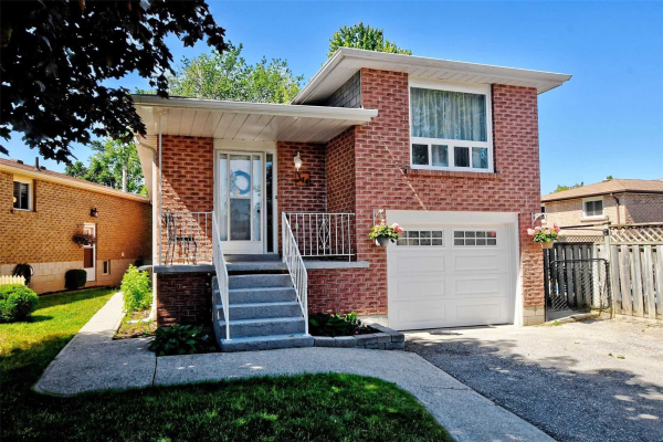 344 Parkwood Ave W, Bradford West Gwillimbury