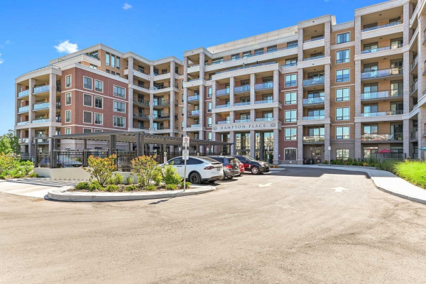 25 Baker Hill Blvd, Whitchurch-Stouffville
