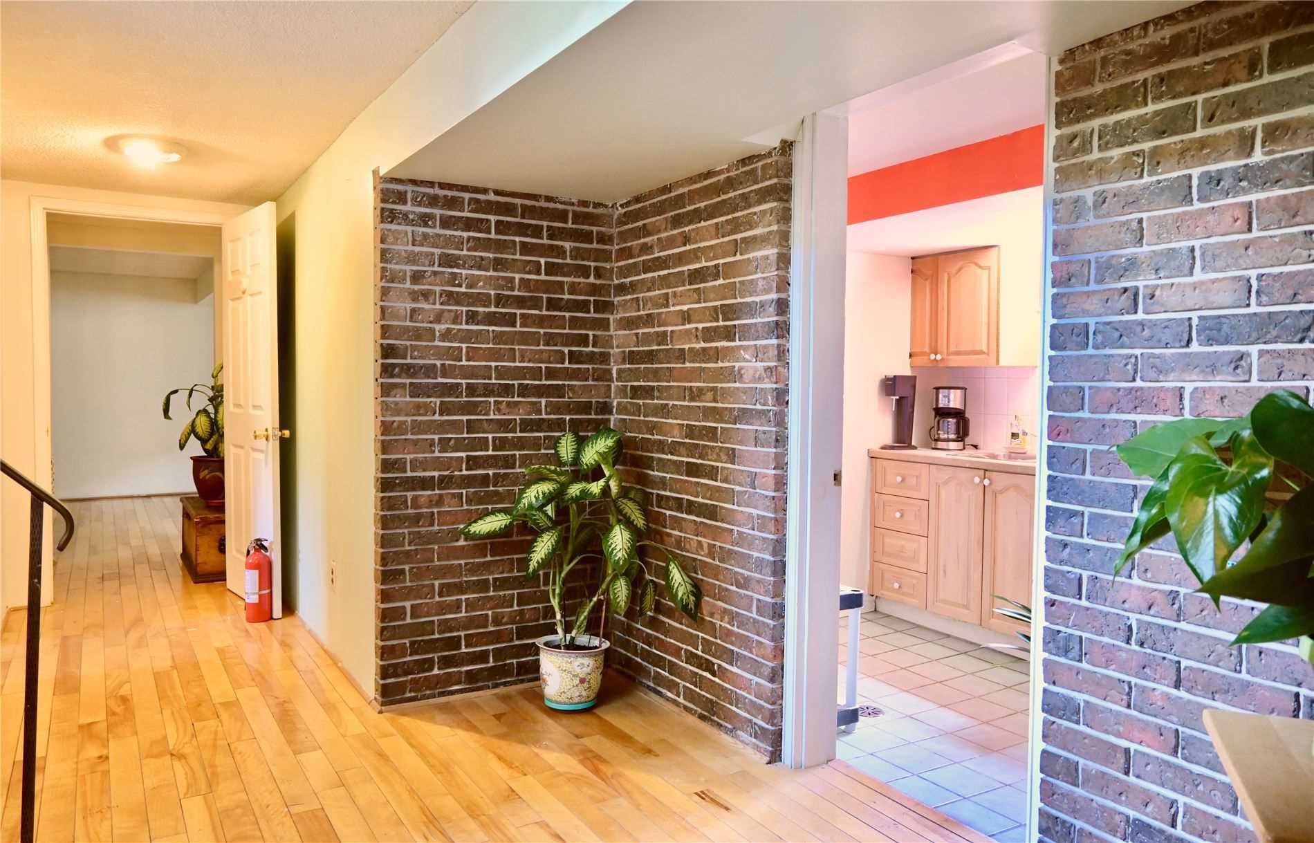 66 Clark Ave