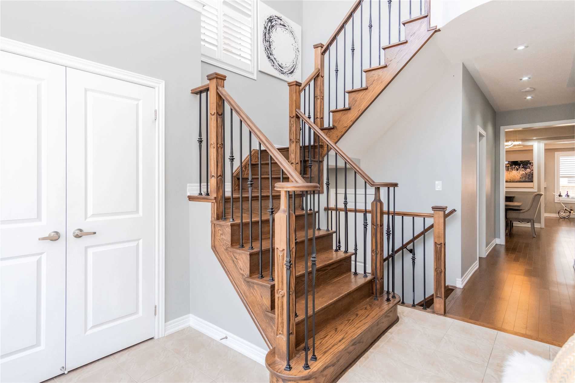14 Beaconsfield Dr