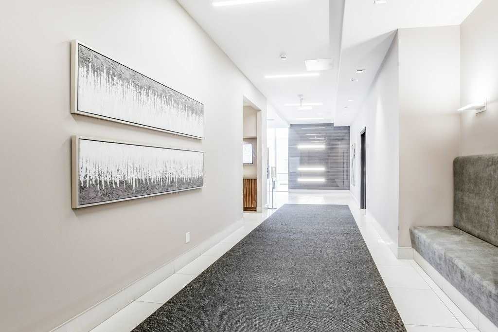 9618 Yonge St, #608
