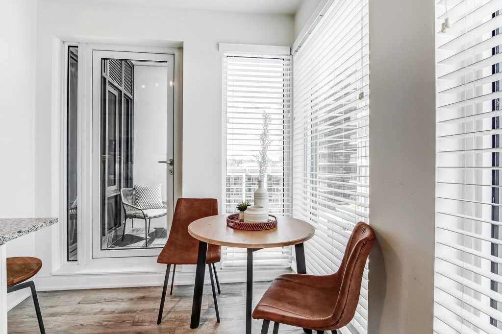 9618 Yonge St, #608