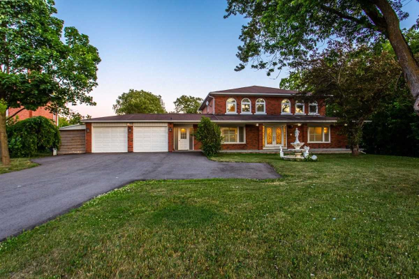 2157 Stouffville Rd, Whitchurch-Stouffville