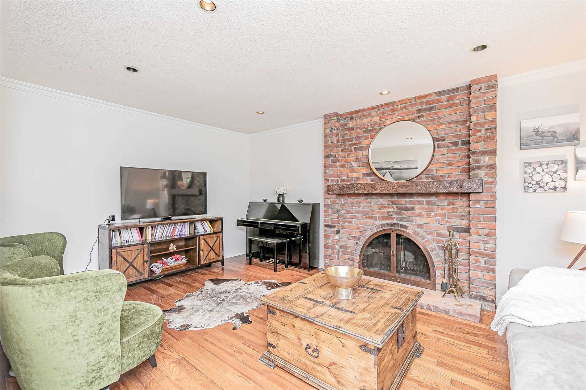 65 Riverside Blvd